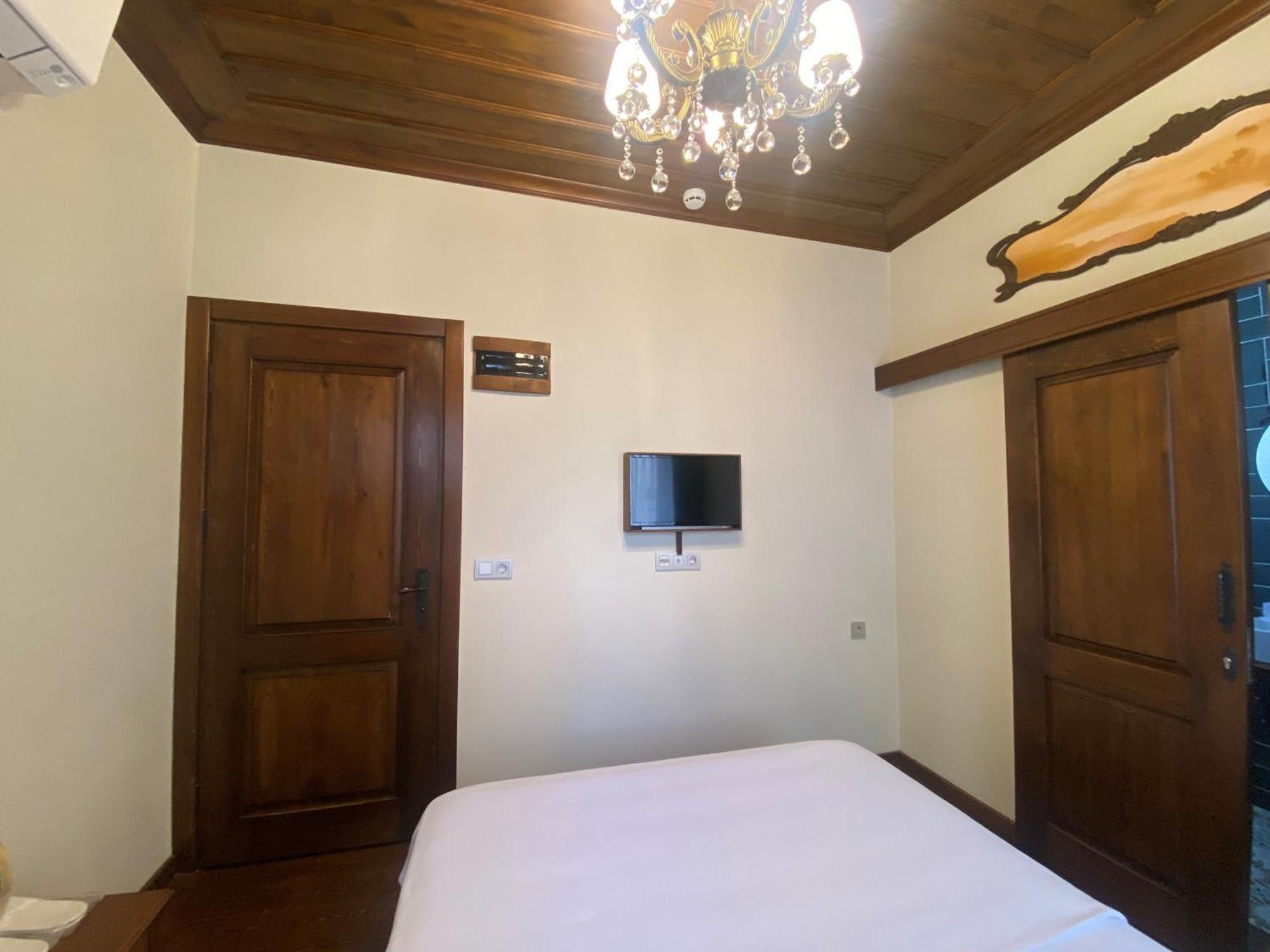 Dionysos 1789 Boutique Hotel Фоча Экстерьер фото